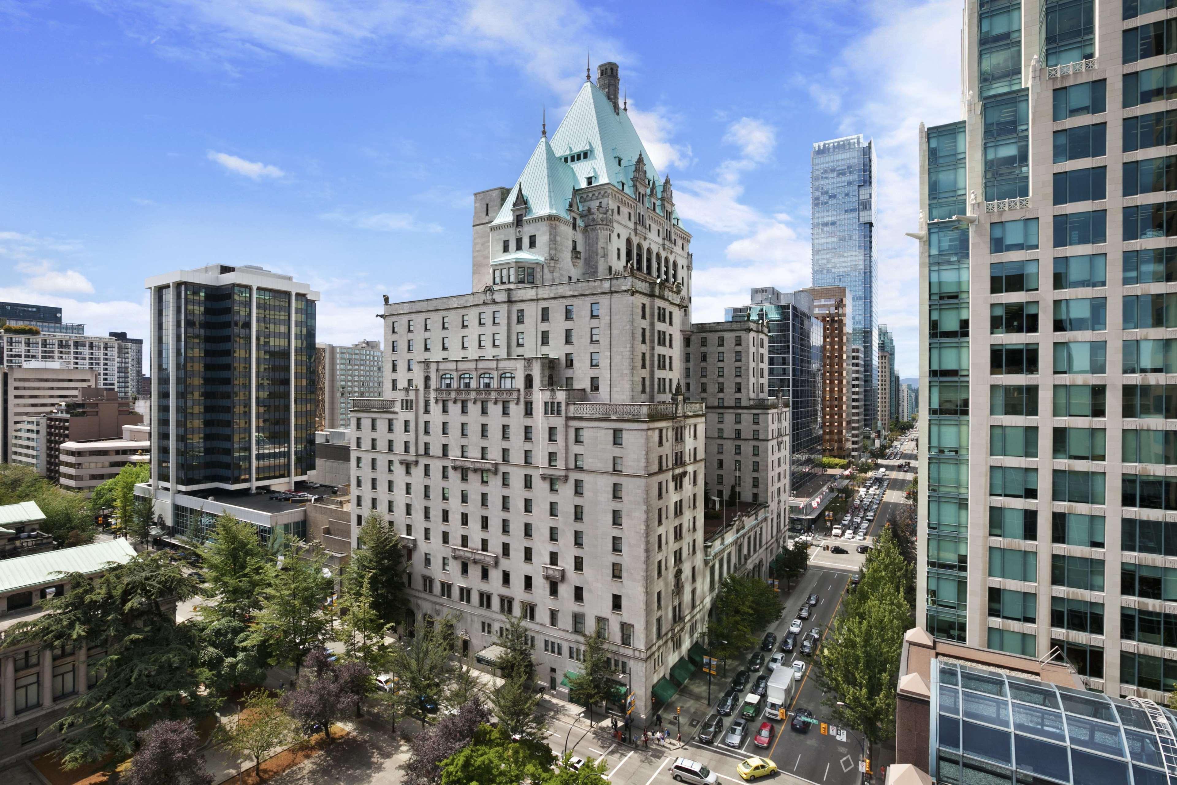 Fairmont Hotel Ванкувър Екстериор снимка The Sutton, 2014