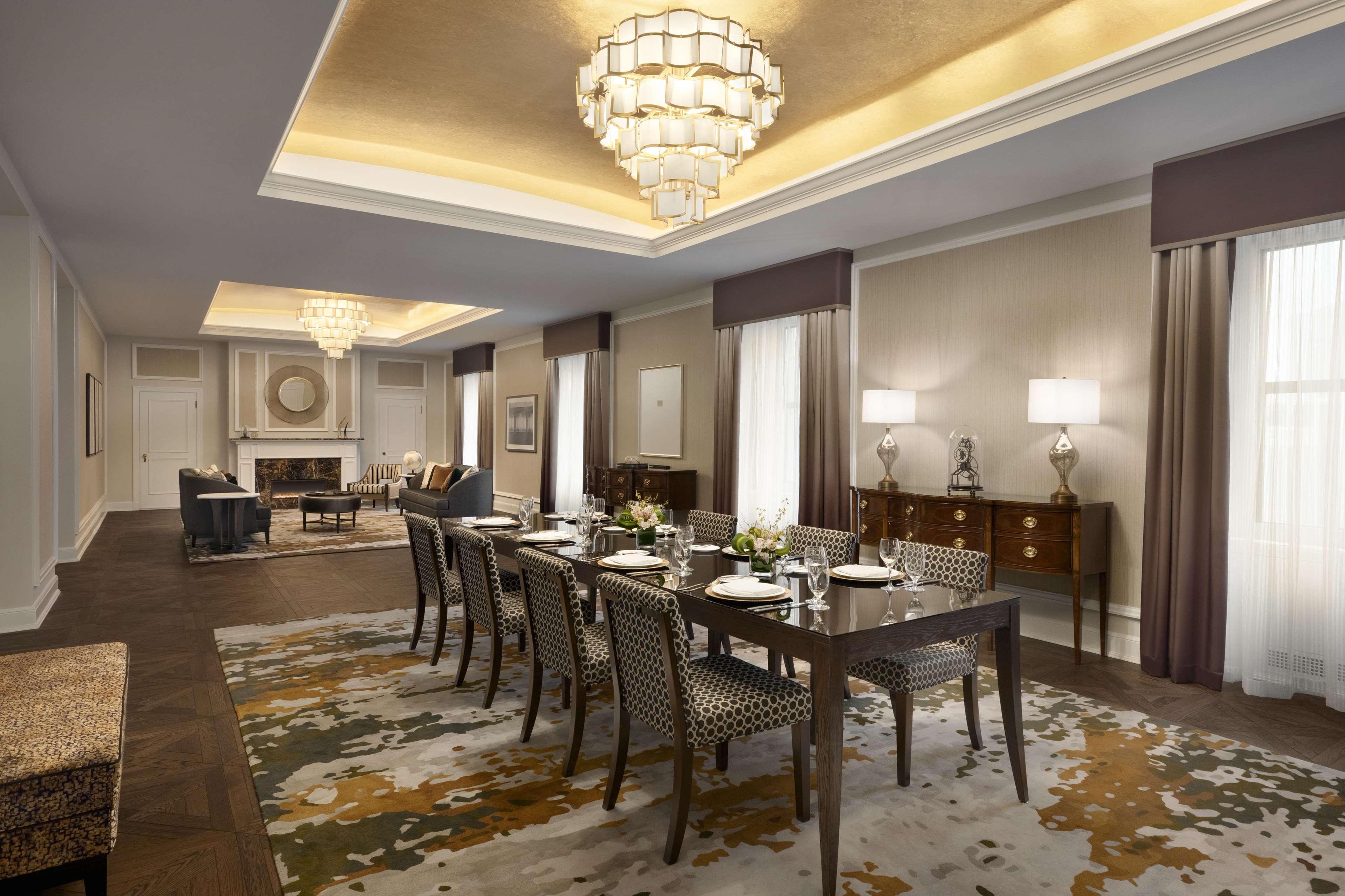 Fairmont Hotel Ванкувър Екстериор снимка The dining room