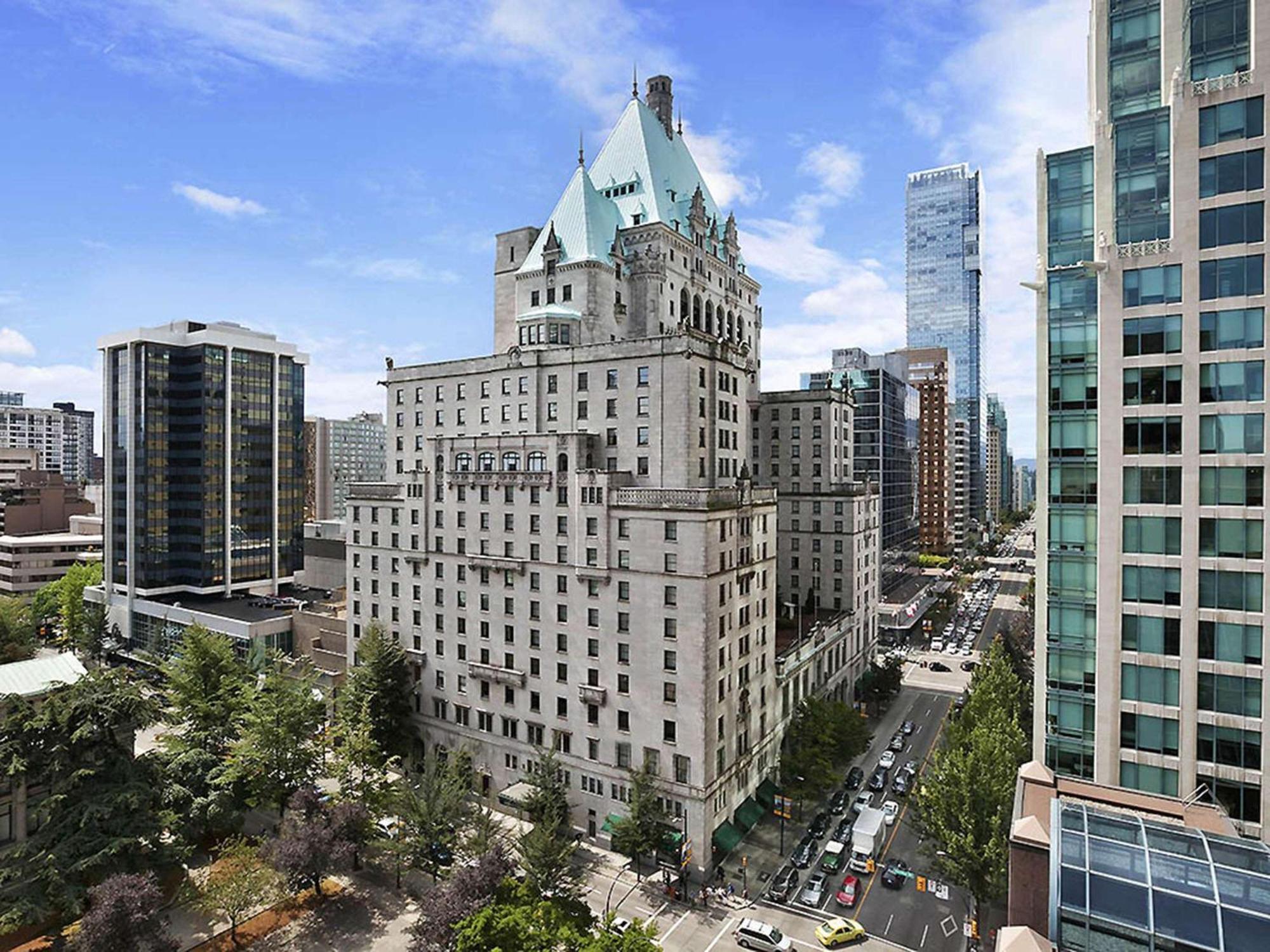 Fairmont Hotel Ванкувър Екстериор снимка The Sutton